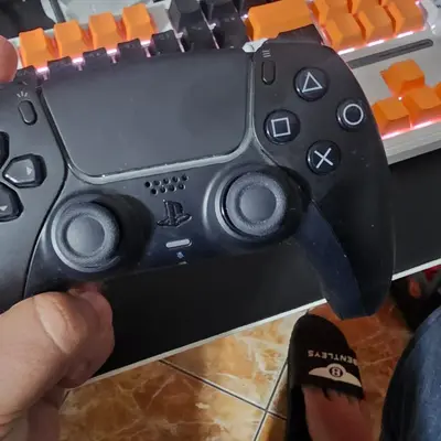 Playstation 5 controller black