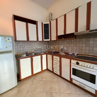 APARTAMENT ME QIRA 📍KOMUNA E PARISIT