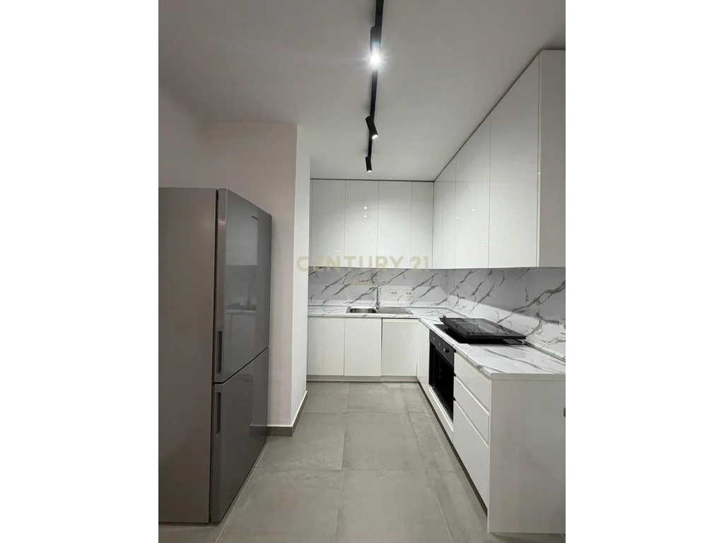 Jepet me qira apartament 1+1 tek Ish Parku! - 1