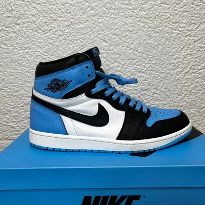 Kepuce - Air Jordan 1 High OG Unc Toe