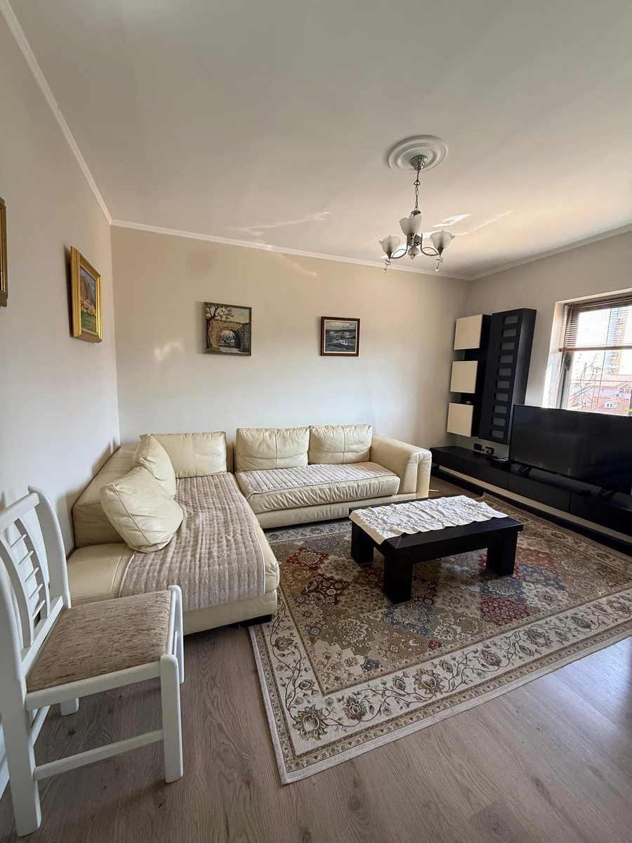 🏠JEPET ME QIRA Apartament 2+1+bllk 📍Rruga Fortuzi 🏷️ Çmimi: 60.000 Leke - 1